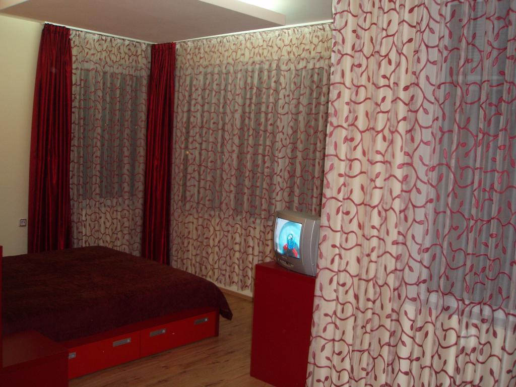 Mania Guest House Kalofer Δωμάτιο φωτογραφία