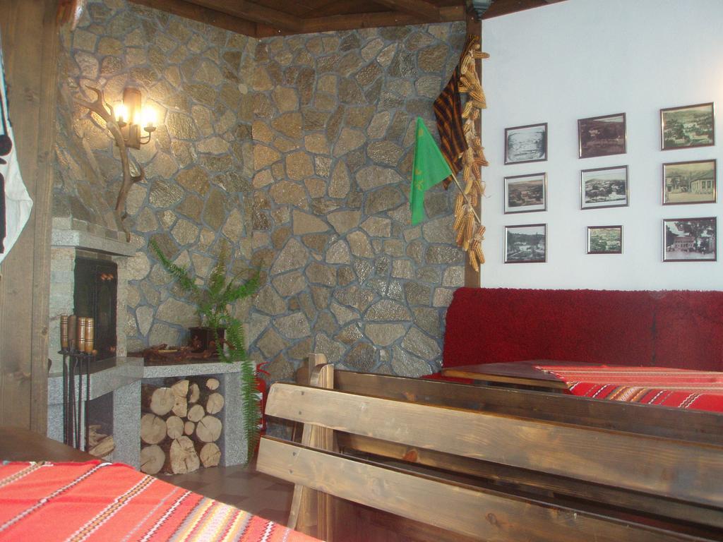 Mania Guest House Kalofer Εξωτερικό φωτογραφία