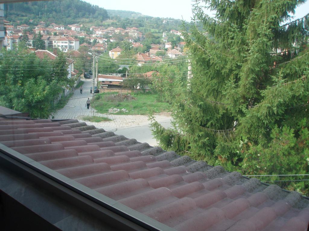 Mania Guest House Kalofer Δωμάτιο φωτογραφία