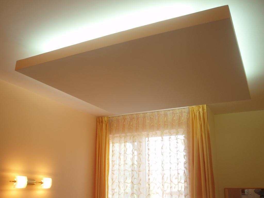 Mania Guest House Kalofer Δωμάτιο φωτογραφία