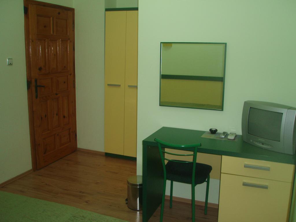 Mania Guest House Kalofer Δωμάτιο φωτογραφία