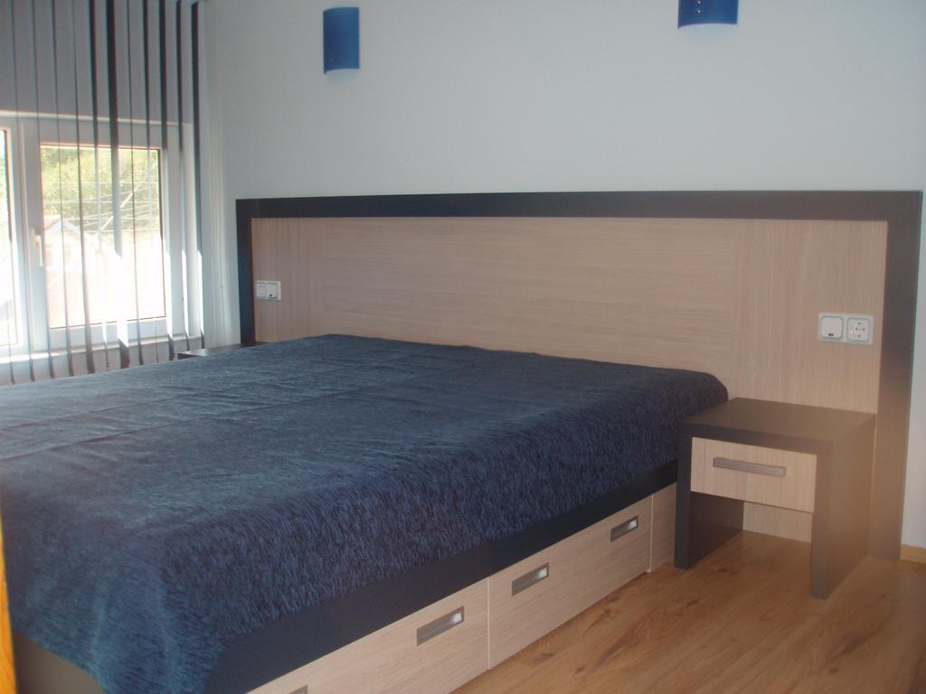 Mania Guest House Kalofer Δωμάτιο φωτογραφία