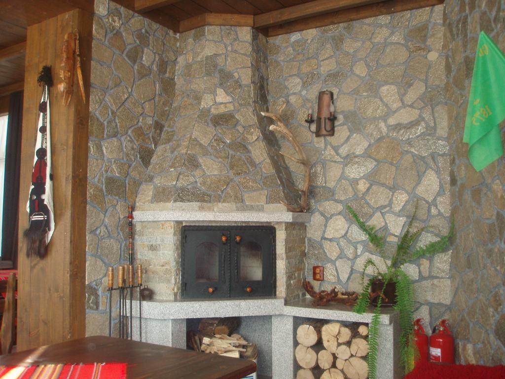 Mania Guest House Kalofer Εξωτερικό φωτογραφία