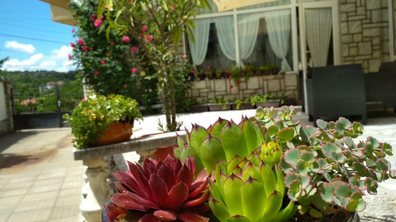 Mania Guest House Kalofer Εξωτερικό φωτογραφία